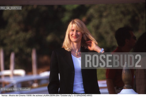 Nome:.DERN LAURA.Descrizione:.CINEMA ATTRICE / MOSTRA DEL CINEMA.Credit:.©Graziano Arici/Rosebud2 Costo:.A.Nazione:.USA.Cittˆ:.VENEZIA.Data:.1999.