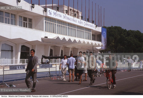Nome:.PALAZZO DEL CINEMA.Descrizione:.56. MOSTRA DEL CINEMA.Credit:.©Graziano Arici/Rosebud2 Costo:.A.Nazione:.ITALIA.Cittˆ:.VENEZIA.Data:.1999.