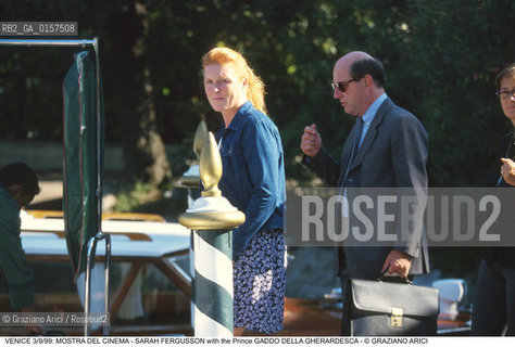 Nome:.FERGUSSON SARAH.Descrizione:.CON IL PRINCIPE GADDO DELLA GHERARDESCA / MOSTRA DEL CINEMA.Credit:.©Graziano Arici/Rosebud2 Costo:.A.Nazione:.GRAN BRETAGNA.Cittˆ:.VENEZIA.Data:.1999.