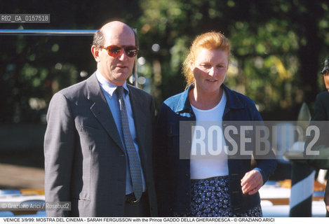 Nome:.FERGUSSON SARAH.Descrizione:.CON IL PRINCIPE GADDO DELLA GHERARDESCA / MOSTRA DEL CINEMA.Credit:.©Graziano Arici/Rosebud2 Costo:.A.Nazione:.GRAN BRETAGNA.Cittˆ:.VENEZIA.Data:.1999.