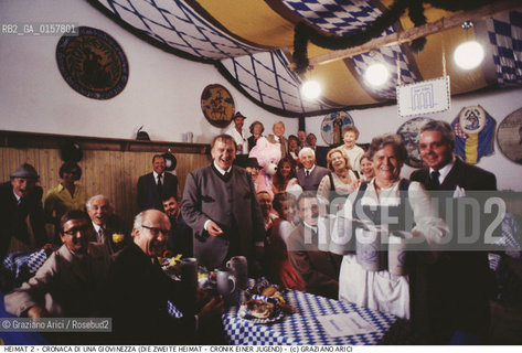 Nome:.HEIMAT 2 - CRONACA DI UNA GIOVINEZZA (DIE ZWEITE HEIMAT - CRONIK EINER JUGEND).Descrizione:.MOVIE PICTURE / DRAMMATICO - dir. EDGAR REITZ.Credit:.©Graziano Arici/Rosebud2 Costo:.A.Nazione:.GERMANIA.Cittˆ:.MONACO.Data:.1992.