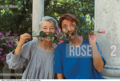 Caption: Nome: .THOMPSON EMMA.Descrizione:.CINEMA ATTRICE / CON LA MADRE PHYLLIDA LAW E ROSA (FIORE).Credit: ©Graziano Arici/Rosebud2 Costo: .A.Nazione: .GRAN BRETAGNA.Cittˆ: ..Data: .1997