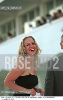 Nome:.PROLL NINA.Descrizione:.CINEMA ATTRICE / MOSTRA DEL CINEMA.Credit:.©Graziano Arici/Rosebud2 Costo:.A.Nazione:..Cittˆ:..Data:.1999.