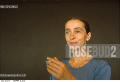 Caption: Nome: .BAUSCH PINA.Descrizione: .DANZA COREOGRAFA BALLERINA SIGARETTA.Credit: ©Graziano Arici/Rosebud2 / rosebud2.Costo: .A.Nazione: .GERMANIA.Cittˆ: .VENEZIA.Data: .1989