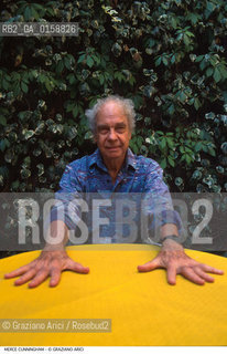 Caption: Nome: .CUNNINGHAM MERCE.Descrizione: .DANZA MODERNA COREOGRAFO.Credit: ©Graziano Arici/Rosebud2 Costo: .A.Nazione: .USA.Cittˆ: ..Data: .1995