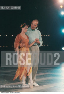 Caption: Nome: .PETIT ROLAND.Descrizione: .DANZA COREOGRAFO/CON BALLERINI.Credit: ©Graziano Arici/Rosebud2 / Costo: .A.Nazione: .FRANCIA.Cittˆ: ..Data: .1986