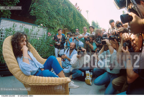 Caption: Nome: .GOLINO VALERIA.Descrizione: .CINEMA ATTRICE/ALLA MOSTRA DEL CINEMA DI VENEZIA/FOTOGRAFI.Credit: ©Graziano Arici/Rosebud2 / Costo: .A.Nazione: .ITALIA.Cittˆ: ..Data: .1993