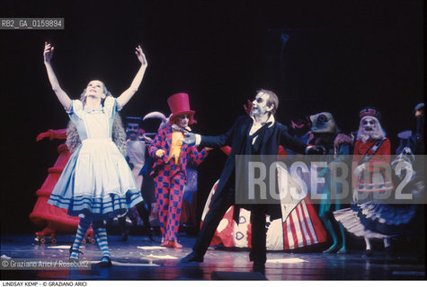 Caption: Nome: .KEMP LINDSAY.Descrizione: .DANZA TEATRO BALLERINO COREOGRAFO MIMO/IN ALICE NEL PAESE DELLE MERAVIGLIE.Credit: ©Graziano Arici/Rosebud2 / Costo: .A.Nazione: .GRAN BRETAGNA.Cittˆ: ..Data: .1993