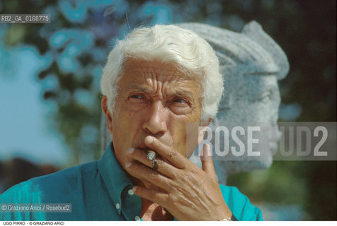 Caption: Nome: .PIRRO UGO.Descrizione: .CINEMA SCENEGGIATORE/FUMA UN SIGARO .Credit: ©Graziano Arici/Rosebud2 / Costo: .A.Nazione: .ITALIA.Cittˆ: ..Data: .1996