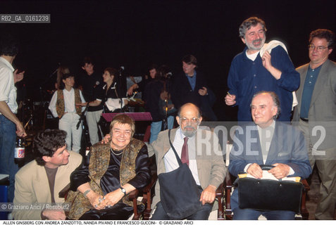 Caption: Nome: .PIVANO FERNANDA.Descrizione: .LETTERATURA AMERICANA CRITIC0 TRADUTTRICE SAGGISTA/CON I POETI ALLEN GINSBERG (BEAT GENERATION) ANDREA ZANZOTTO E IL CANTANTE FRANCESCO GUCCINI.Credit: ©Graziano Arici/Rosebud2 / Costo: .A.Nazione: .ITALIA.Cittˆ: ..Data: .1996