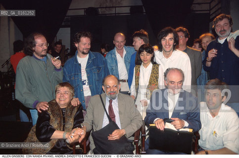 Caption: Nome: .PIVANO FERNANDA.Descrizione: .LETTERATURA AMERICANA CRITIC0 TRADUTTRICE SAGGISTA/CON I POETI ALLEN GINSBERG (BEAT GENERATION) E ANDREA ZANZOTTO E IL CANTAUTORE GUCCINI.Credit: ©Graziano Arici/Rosebud2 / Costo: .A.Nazione: .ITALIA.Cittˆ: ..Data: .1996