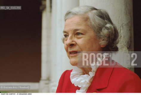 Caption: Nome: .MC CARTHY MARY.Descrizione: .ANTROPOLOGIA ANTROPOLOGA SAGGISTA/ALLA FONDAZIONE CINI A VENEZIA .Credit: ©Graziano Arici/Rosebud2 / Costo: .A.Nazione: .USA.Cittˆ: ..Data: .1994