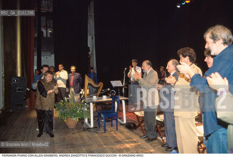 Caption: Nome: .PIVANO FERNANDA.Descrizione: .LETTERATURA AMERICANA CRITIC0 TRADUTTRICE SAGGISTA/CON I POETI ALLEN GINSBERG (BEAT GENERATION) ANDREA ZANZOTTO E IL CANTANTE FRANCESCO GUCCINI.Credit: ©Graziano Arici/Rosebud2 / Costo: .A.Nazione: .ITALIA.Cittˆ: .CONEGLIANO.Data: .1996
