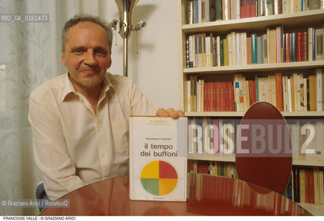 Caption: Nome: .VALLE FRANCOISE.Descrizione: .EDITORIA DIRETTORE EDITORIALE SAGGISTA/LIBRI.Credit: ©Graziano Arici/Rosebud2 / Costo: .A.Nazione: .FRANCIA.Cittˆ: ..Data: .1997