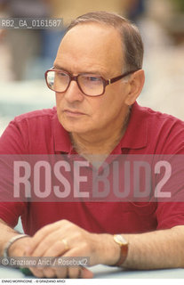 Caption: Nome: .MORRICONE ENNIO.Descrizione: .MUSICA CINEMA COMPOSITORE COLONNE SONORE/CON OCCHIALI.Credit: ©Graziano Arici/Rosebud2 / Costo: .A.Nazione: .ITALIA.Cittˆ: ..Data: .1990