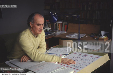 Nome: .NONO LUIGI.Descrizione: .MUSICA CLASSICA ELETTRONICA COMPOSITORE CONTEMPORANEO/CON SPARTITI NELLA SUA CASA.Credit: ©Graziano Arici/Rosebud2 / Costo: .A.Nazione: .ITALIA.Cittˆ: .VENEZIA.Data: .1983.