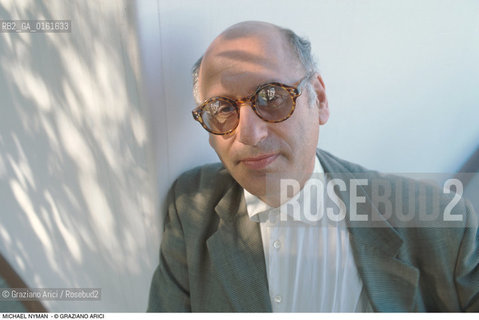 Caption: Nome: .NYMAN MICHAEL.Descrizione: .MUSICA CLASSICA CINEMA COMPOSITORE CONTEMPORANEO COLONNE SONORE/CON OCCHIALI.Credit: ©Graziano Arici/Rosebud2 / Costo: .A.Nazione: .GRAN BRETAGNA.Cittˆ: ..Data: .1992