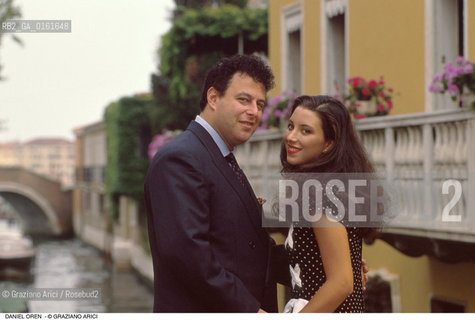 Caption: Nome: .OREN DANIEL.Descrizione: .MUSICA CLASSICA DIRETTORE DORCHESTRA/CON LA MOGLIE A VENEZIA.Credit: ©Graziano Arici/Rosebud2 / Costo: .A.Nazione: .ISRAELE.Cittˆ: .VENEZIA.Data: .1991
