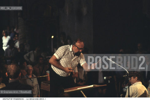 Nome: .PENDER.ECKI KRZYSZTOF.Descrizione: .MUSICA CLASSICA ELETTRONICA COMPOSITORE CONTEMPORANEO/DIRIGE NELLA BASILICA DI SAN MARCO.Credit: ©Graziano Arici/Rosebud2 / Costo: .A.Nazione: .POLONIA.Cittˆ: .VENEZIA.Data: .1988.