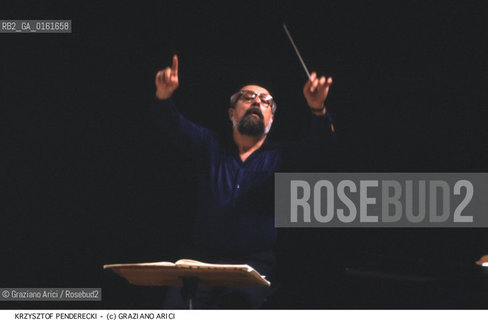 Nome: .PENDER.ECKI KRZYSZTOF.Descrizione: .MUSICA CLASSICA ELETTRONICA COMPOSITORE CONTEMPORANEO/DIRIGE NELLA BASILICA DI SAN MARCO.Credit: ©Graziano Arici/Rosebud2 / Costo: .A.Nazione: .POLONIA.Cittˆ: .VENEZIA.Data: .1988.