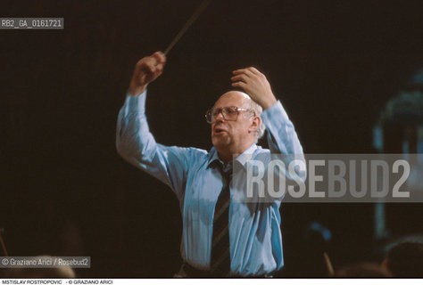 Caption: Nome: .ROSTROPOVIC MSTISLAV.Descrizione: .MUSICA CLASSICA DIRETTORE DORCHESTRA VIOLONCELLISAT/DIRIGE.Credit: ©Graziano Arici/Rosebud2 / Costo: .A.Nazione: .RUSSIA.Cittˆ: ..Data: .1994