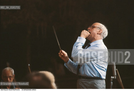 Caption: Nome: .ROSTROPOVIC MSTISLAV.Descrizione: .MUSICA CLASSICA DIRETTORE DORCHESTRA VIOLONCELLISTA.Credit: ©Graziano Arici/Rosebud2 / Costo: .A.Nazione: .RUSSIA.Cittˆ: ..Data: .1994