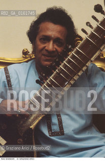 Caption: Nome: .SHANKAR RAVI.Descrizione: .MUSICA CLASSICA COMPOSITORE/CON SITAR.Credit: ©Graziano Arici/Rosebud2 / Costo: .A.Nazione: .INDIA.Cittˆ: ..Data: .1994