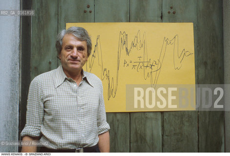 Caption: Nome: .XENAKIS IANNIS.Descrizione: .MUSICA CLASSICA COMPOSITORE CONTEMPORANEO ARCHITETTO/CON SPARTITO.Credit: ©Graziano Arici/Rosebud2 / Costo: .A.Nazione: .GRECIA/FRANCIA.Cittˆ: ..Data: .1983