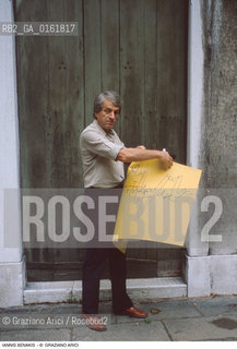 Caption: Nome: .XENAKIS IANNIS.Descrizione: .MUSICA CLASSICA COMPOSITORE CONTEMPORANEO ARCHITETTO/CON SPARTITO.Credit: ©Graziano Arici/Rosebud2 / Costo: .A.Nazione: .GRECIA/FRANCIA.Cittˆ: ..Data: .1983