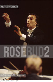 Caption: Nome: .ABBADO CLAUDIO.Descrizione: .MUSICA CLASSICA DIRETTORE DORCHESTRA.CLASSIC MUSIC CONDUCTOR  .Credit: ©Graziano Arici/Rosebud2 / Costo: .A.Nazione: .ITALIA.ITALY.Cittˆ: ..Data: .1992