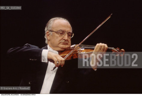Caption: Nome: .ACCARDO SALVATORE.Descrizione: .MUSICA CLASSICA VIOLINISTA/AL VIOLINO.Credit: ©Graziano Arici/Rosebud2 / Costo: .A.Nazione: .ITALIA.Cittˆ: ..Data: .1996
