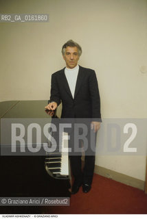 Caption: Nome: .ASHKENAZY VLADIMIR.Descrizione: .MUSICA CLASSICA PIANISTA/AL PIANOFORTE.Credit: ©Graziano Arici/Rosebud2 / Costo: .A.Nazione: .UCRAINA.Cittˆ: ..Data: .1991
