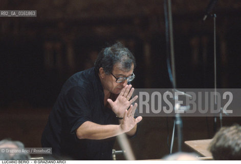 Caption: Nome: .BERIO LUCIANO.Descrizione: .MUSICA CLASSICA ELETTRONICA COMPOSITORE CONTEMPORANEO/DIRIGE.Credit: ©Graziano Arici/Rosebud2 / Costo: .A.Nazione: .ITALIA.Cittˆ: ..Data: .Nome: .1993