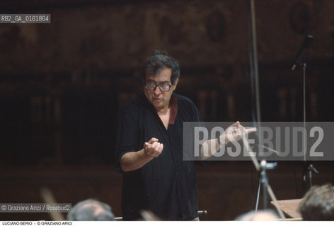 Caption: Nome: .BERIO LUCIANO.Descrizione: .MUSICA CLASSICA ELETTRONICA COMPOSITORE CONTEMPORANEO/DIRIGE.Credit: ©Graziano Arici/Rosebud2 / Costo: .A.Nazione: .ITALIA.Cittˆ: ..Data: .Nome: .1993