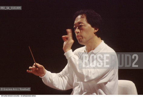 Caption: Nome: .CHUNG MYUNG WHUN.Descrizione: .MUSICA CLASSICA DIRETTORE DORCHESTRA PIANISTA.Credit: ©Graziano Arici/Rosebud2 / Costo: .A.Nazione: .COREA.Cittˆ: ..Data: .1994