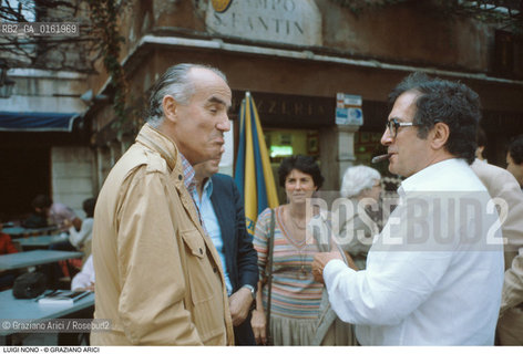 Caption: Nome: .NONO LUIGI.Descrizione: .MUSICA CLASSICA ELETTRONICA COMPOSITORE CONTEMPORANEO/ALLA BIENNALE MUSICA CON LUCIANO BERIO.Credit: ©Graziano Arici/Rosebud2 / Costo: .A.Nazione: .ITALIA.Cittˆ: .VENEZIA.Data: .1983