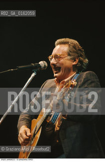 Caption: Nome: .JANNACCI ENZO.Descrizione: .MUSICA POP CANTAUTORE/ALLA CHITARRA.Credit: ©Graziano Arici/Rosebud2 / Costo: .A.Nazione: .ITALIA.Cittˆ: ..Data: .1996