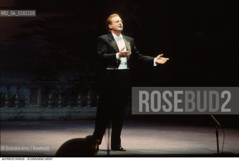 Caption: Nome: .KRAUS ALFREDO.Descrizione: .MUSICA CLASSICA CANTANTE LIRICO TENORE.Credit: ©Graziano Arici/Rosebud2 / Costo: .A.Nazione: .SPAGNA.Cittˆ: ..Data: .1996