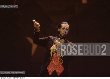 Caption: Nome: .RAMEY SAMUEL.Descrizione: .MUSICA CLASSICA CANTANTE LIRICO BASSO-BARITONO/CON UN COSTUME DI SCENA NELLOPERA FAUST .Credit: ©Graziano Arici/Rosebud2 / Costo: .A.Nazione: .USA.Cittˆ: ..Data: .1994
