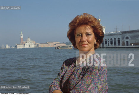 Caption: Nome: .SERRA LUCIANA.Descrizione: .MUSICA CLASSICA CANTANTE LIRICA SOPRANO/A VENEZIA.Credit: ©Graziano Arici/Rosebud2 / Costo: .A.Nazione: .ITALIA.Cittˆ: .VENEZIA.Data: .1993