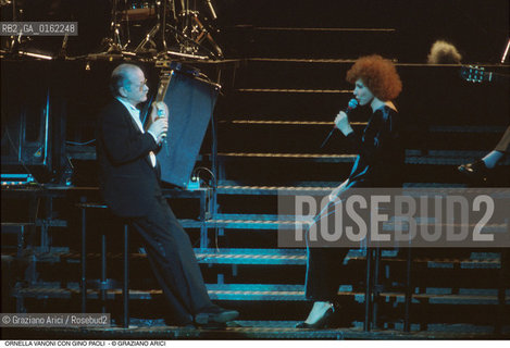 Caption: Nome: .VANONI ORNELLA.Descrizione: .MUSICA POP CANTANTE/CON IL CANTAUTORE GINO PAOLI.Credit: ©Graziano Arici/Rosebud2 / Costo: .A.Nazione: .ITALIA.Cittˆ: ..Data: .1993