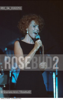 Caption: Nome: .VANONI ORNELLA.Descrizione: .MUSICA POP CANTANTE.Credit: ©Graziano Arici/Rosebud2 / Costo: .A.Nazione: .ITALIA.Cittˆ: ..Data: .1988
