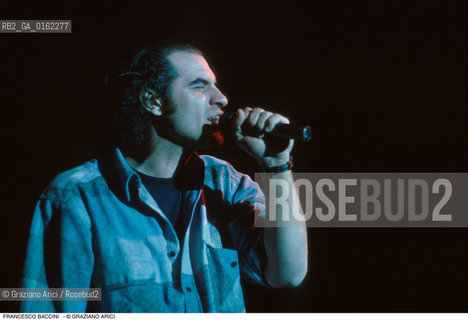 Caption: Nome: .BACCINI FRANCESCO.Descrizione: .MUSICA POP CANTAUTORE.Credit: ©Graziano Arici/Rosebud2 / Costo: .A.Nazione: .ITALIA.Cittˆ: ..Data: .1996