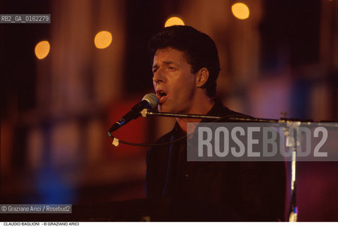Caption: Nome: .BAGLIONI CLAUDIO.Descrizione: .MUSICA POP CANTAUTORE.Credit: ©Graziano Arici/Rosebud2 / Costo: .A.Nazione: .ITALIA.Cittˆ: ..Data: .1991