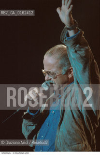 Caption: Nome: .PAOLI GINO.Descrizione: .MUSICA POP CANTAUTORE.Credit: ©Graziano Arici/Rosebud2 / Costo: .A.Nazione: .ITALIA.Cittˆ: ..Data: .1996