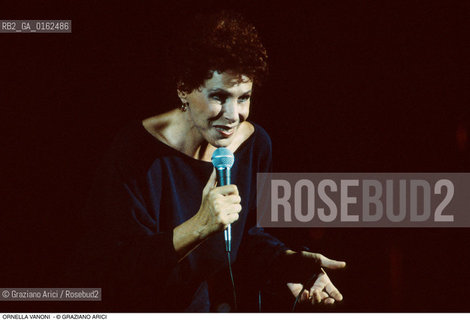 Caption: Nome: .VANONI ORNELLA.Descrizione: .MUSICA POP CANTANTE.Credit: ©Graziano Arici/Rosebud2 / Costo: .A.Nazione: .ITALIA.Cittˆ: ..Data: .1991