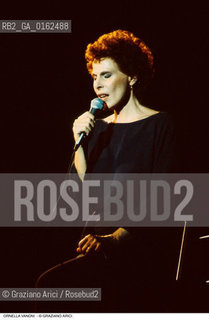 Caption: Nome: .VANONI ORNELLA.Descrizione: .MUSICA POP CANTANTE.Credit: ©Graziano Arici/Rosebud2 / Costo: .A.Nazione: .ITALIA.Cittˆ: ..Data: .1991