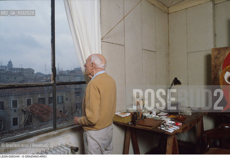 Caption: Nome: .GISCHIA LEON.Descrizione: .ARTE PITTORE / STUDIO A VENEZIA.Credit: ©Graziano Arici/Rosebud2 / Costo: .A.Nazione: .FRANCIA.Cittˆ: ..Data: .1989