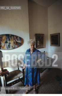 Caption: Nome:.GUGGENHEIM PEGGY.Descrizione: .ARTE COLLEZIONISTA / NELLA SUA CASA.Credit: ©Graziano Arici/Rosebud2 / Costo: .A.Nazione: .USA.Cittˆ: ..Data: .1979