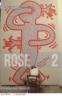 Nome: .HARING KEITH.Descrizione: .ARTE GRAFFITI BIENNALE.Credit: ©Graziano Arici/Rosebud2 / Costo: .A.Nazione: .USA.Cittˆ: .VENEZIA.Data: .1984.